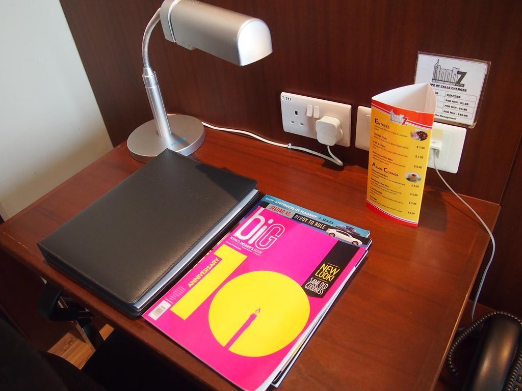 Roomz Hotel Seria Екстер'єр фото