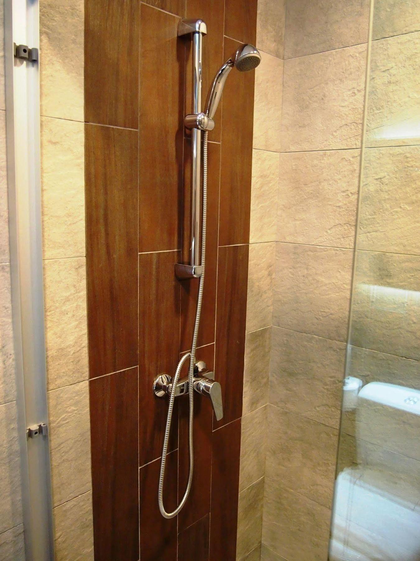 Roomz Hotel Seria Екстер'єр фото